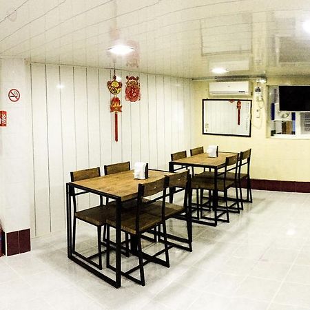 Htinn Yue Tann Hostel Yangon Exterior foto